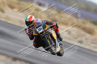 media/Dec-17-2022-SoCal Trackdays (Sat) [[224abd9271]]/Turn 16 (210pm)/